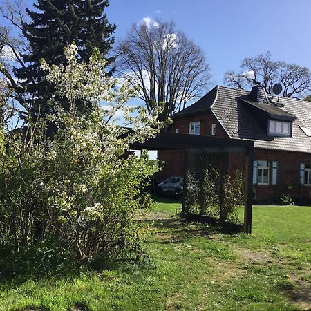 WredenhagenZum Schwalbennest公寓 外观 照片